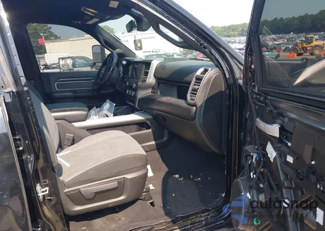 2021 Ram 2500 Big Horn 4X4 6'4 Box из США, поврежденный, VIN 3C6UR5DL3MG610847